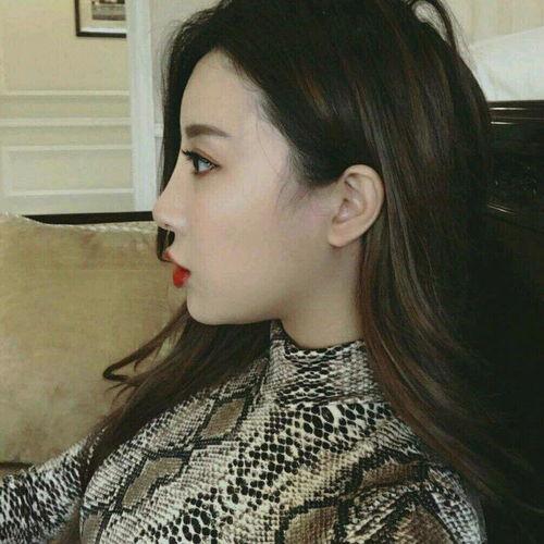 秀人网果哥出品在线播放,在线观看，精彩纷呈的视觉盛宴